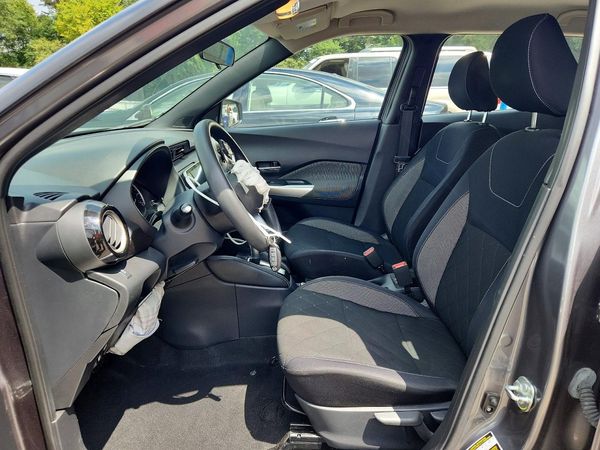 2019 NISSAN KICKS