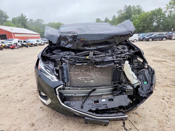 2021 CHEVROLET TRAVERSE LT