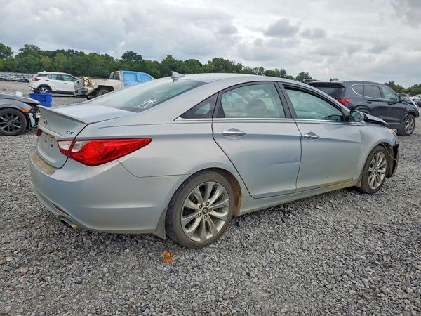 2012 HYUNDAI SONATA
