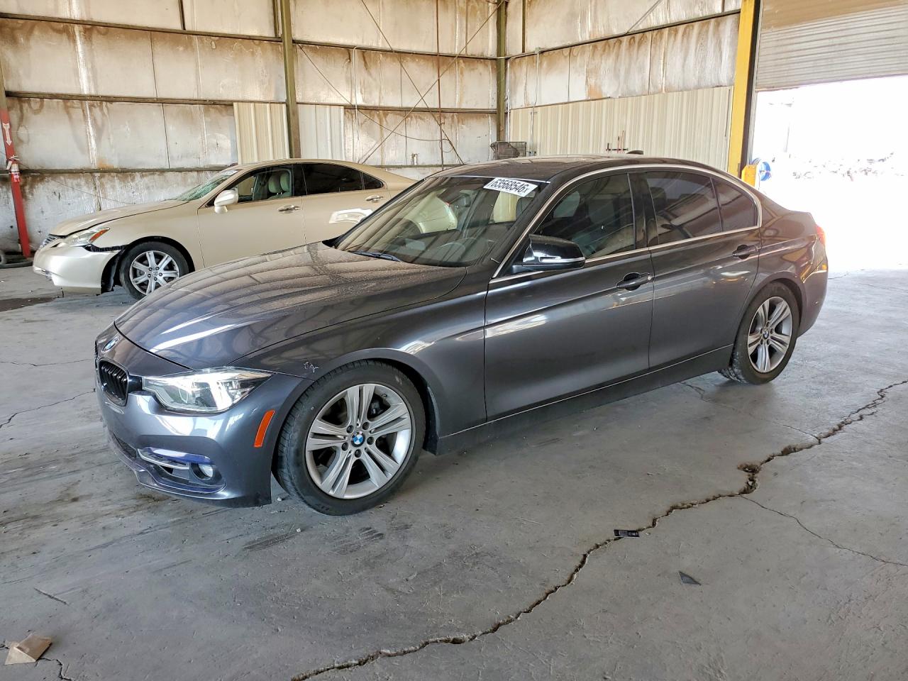 2018 BMW 330