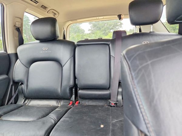 2012 INFINITI QX56 BASE