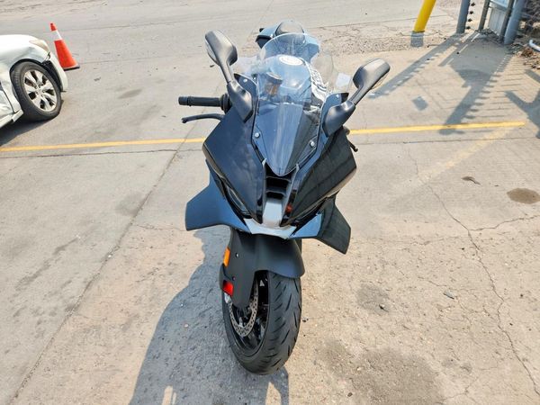 2026 BMW S 1000