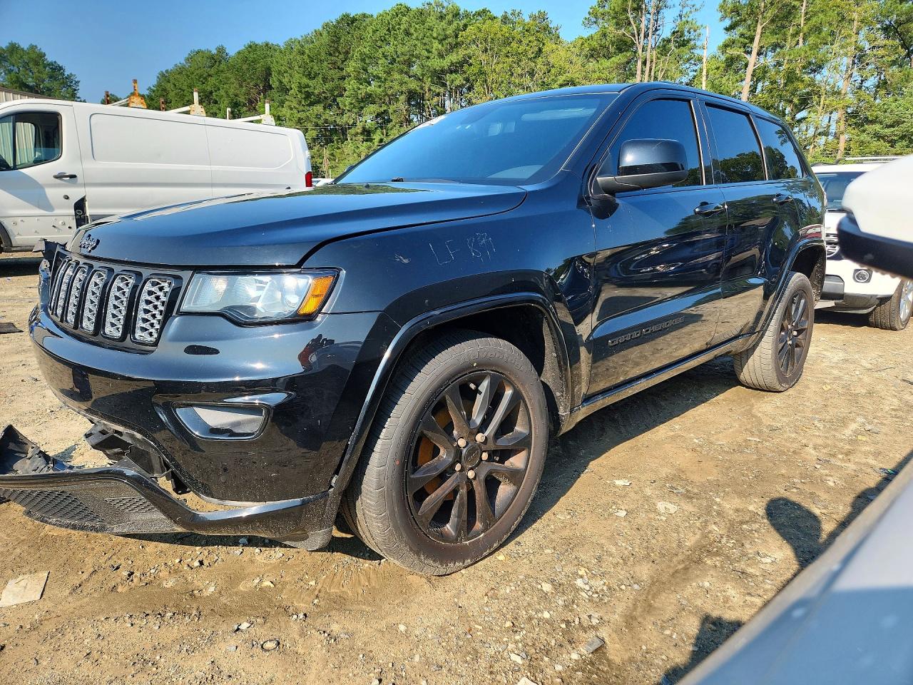 2020 JEEP GRAND CHEROKEE LAREDO 4X4