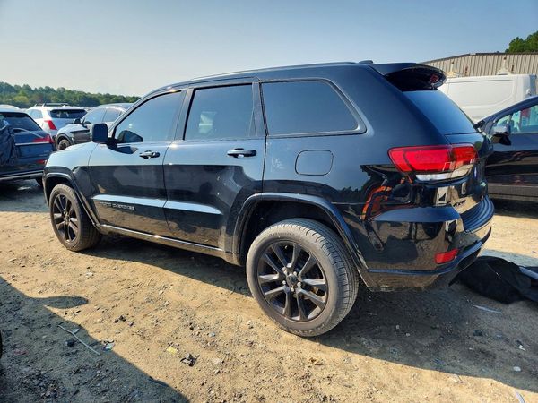 2020 JEEP GRAND CHEROKEE LAREDO 4X4