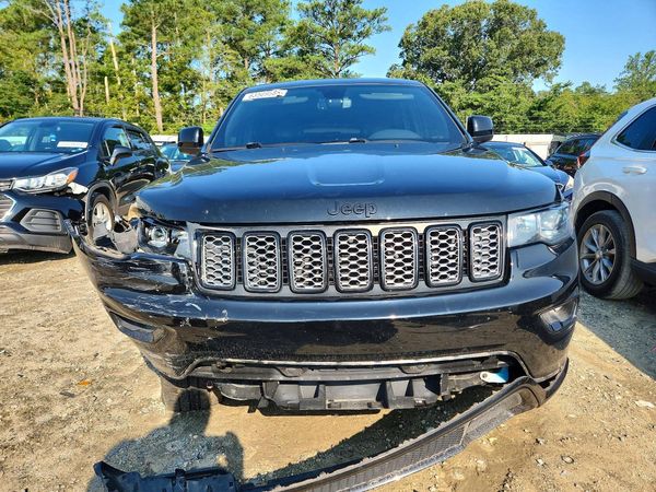 2020 JEEP GRAND CHEROKEE LAREDO 4X4