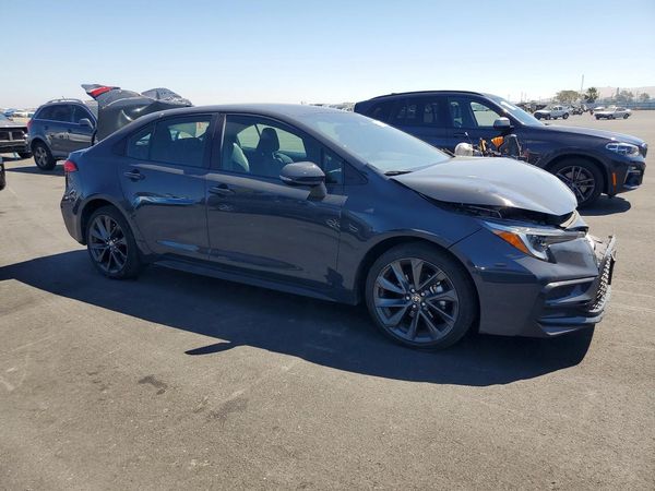 2025 TOYOTA COROLLA SE