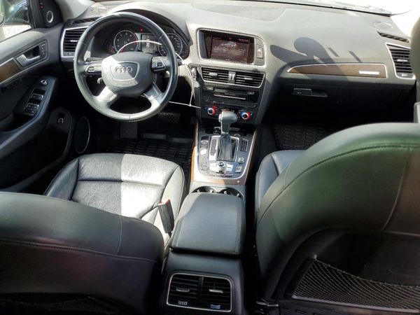 2017 AUDI Q5 quattro Premium Plus