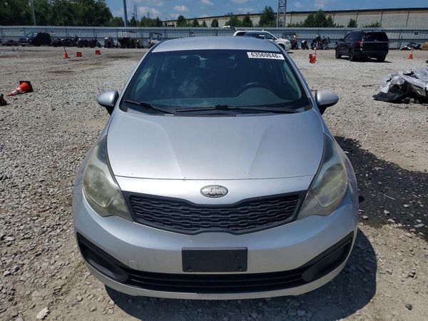 2013 KIA RIO