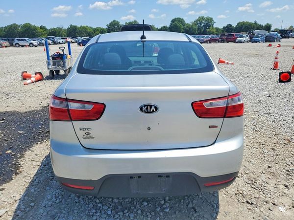 2013 KIA RIO