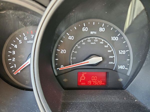2013 KIA RIO