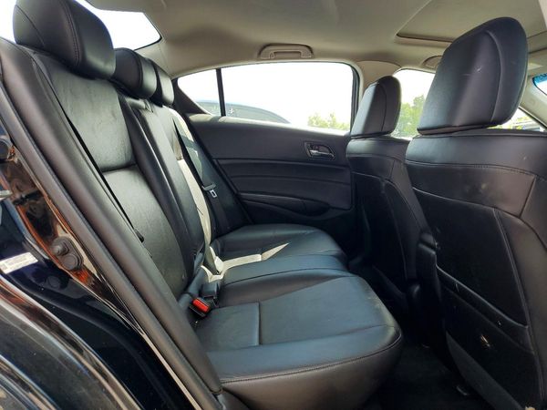 2015 ACURA ILX