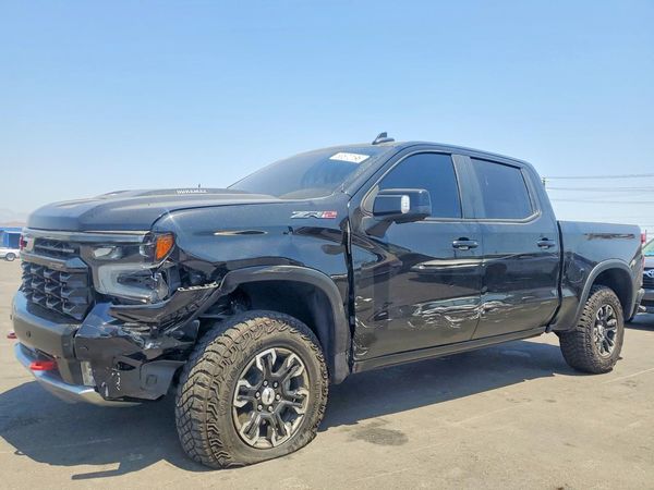 2025 CHEVROLET SILVERADO ZR2 — Front 3/4