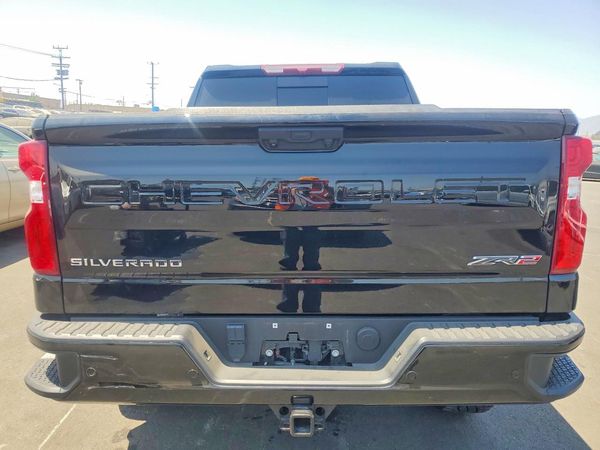 2025 CHEVROLET SILVERADO ZR2 — DIRR