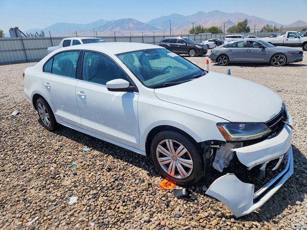 2017 VOLKSWAGEN JETTA