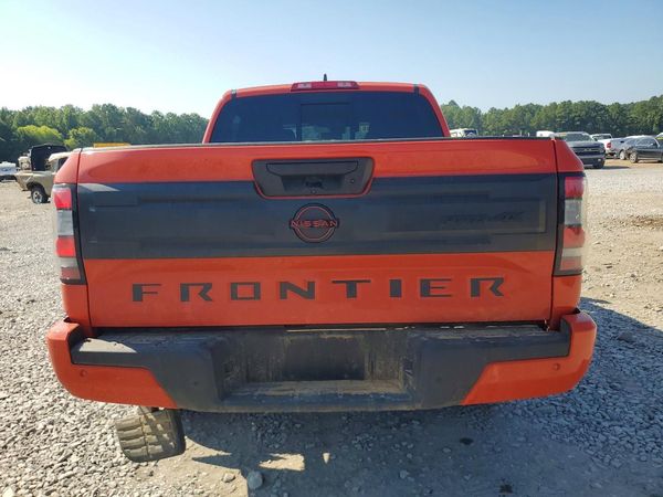 2025 NISSAN FRONTIER