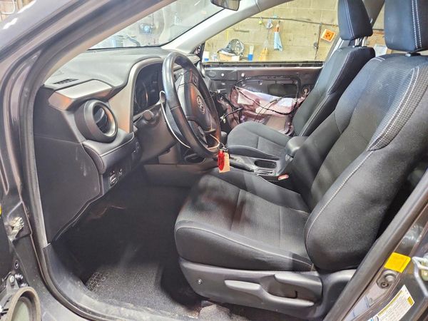 2016 TOYOTA RAV4 XLE (M Grade)
