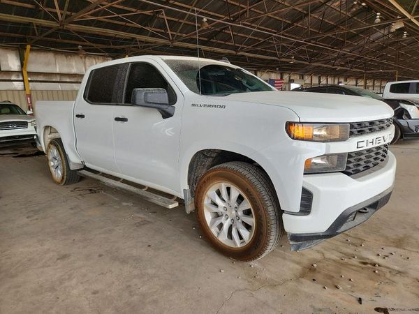 2022 CHEVROLET SILVERADO Custom