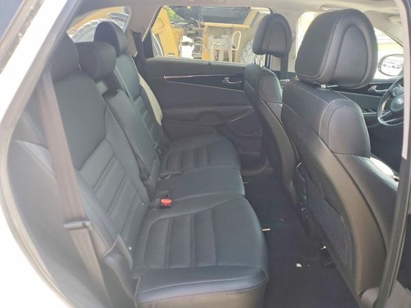 2016 KIA SORENTO SX / SX Limited