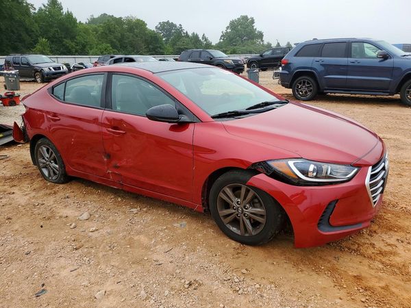 2017 HYUNDAI ELANTRA