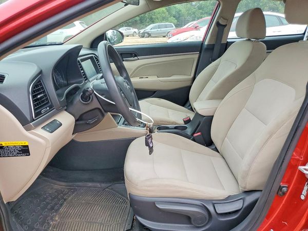 2017 HYUNDAI ELANTRA