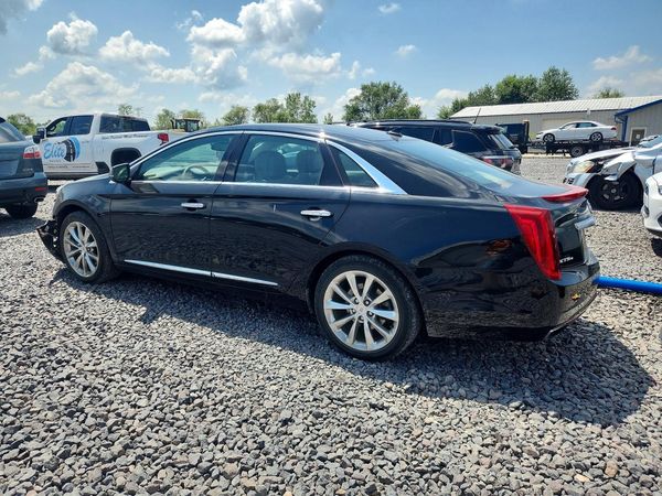 2013 CADILLAC XTS Premium
