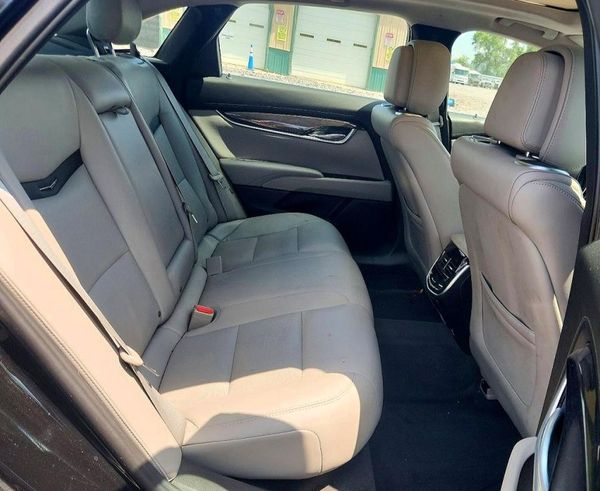 2013 CADILLAC XTS Premium