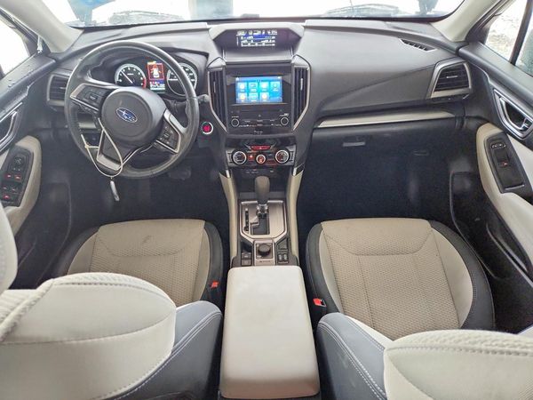2022 SUBARU FORESTER Premium