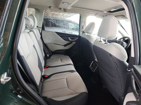 2022 SUBARU FORESTER Premium