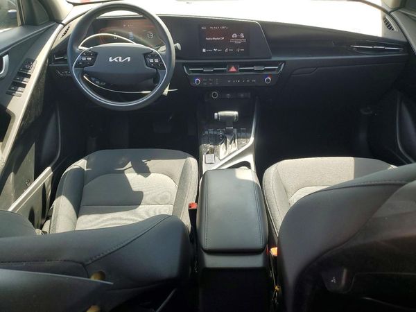 2024 KIA NIRO