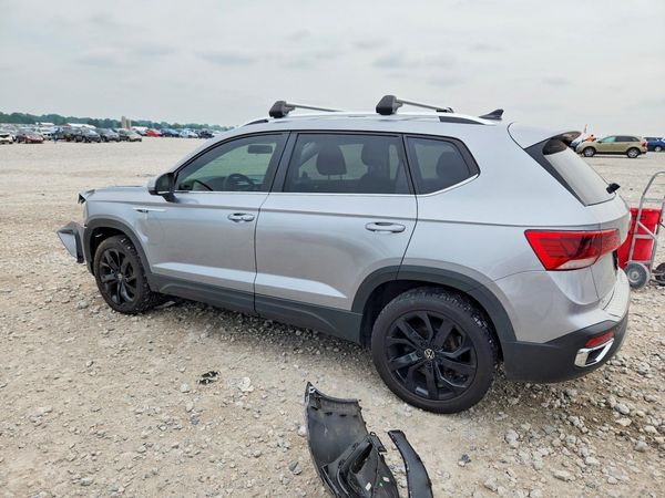 2022 VOLKSWAGEN TAOS