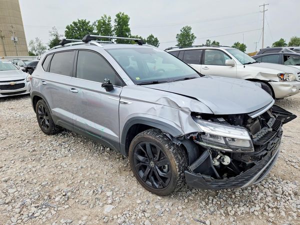 2022 VOLKSWAGEN TAOS