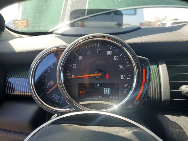 2019 MINI COOPER