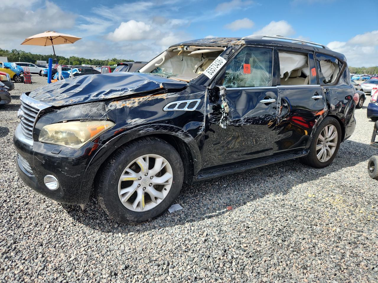 2012 INFINITI QX56 BASE — Front 3/4