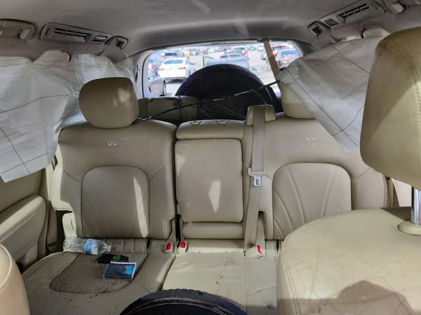 2012 INFINITI QX56 BASE — SUVN
