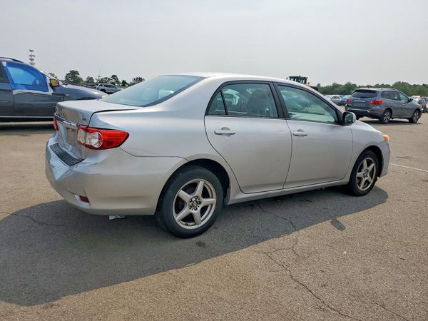2012 TOYOTA COROLLA