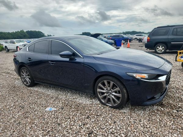 2019 MAZDA 3