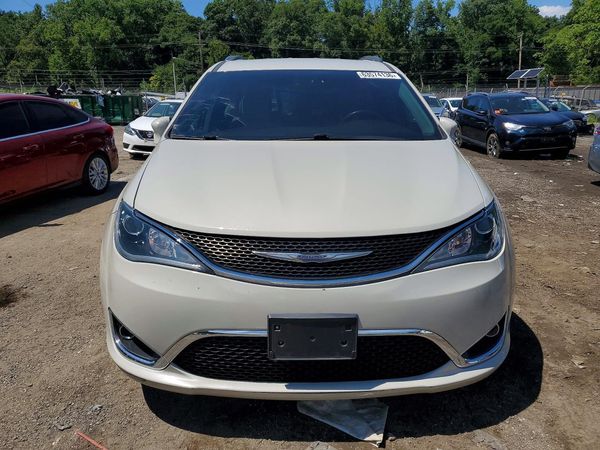 2017 CHRYSLER PACIFICA Touring L Plus