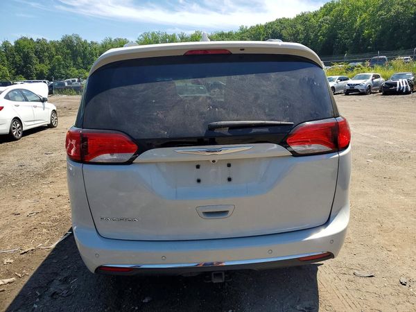 2017 CHRYSLER PACIFICA Touring L Plus