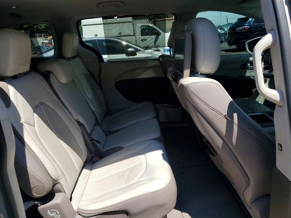 2017 CHRYSLER PACIFICA Touring L Plus