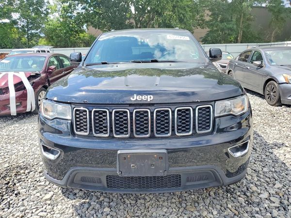2017 JEEP GRAND CHEROKEE LAREDO 4X4