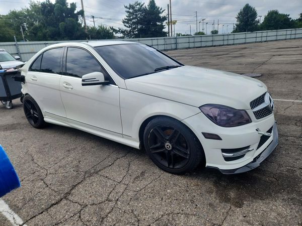 2012 MERCEDES-BENZ C C300 4-MATIC