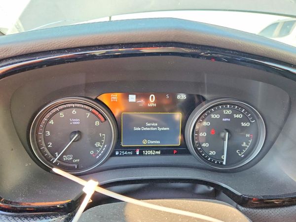 2025 CADILLAC XT5