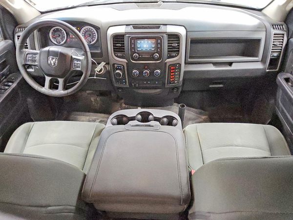 2015 RAM 1500 ST