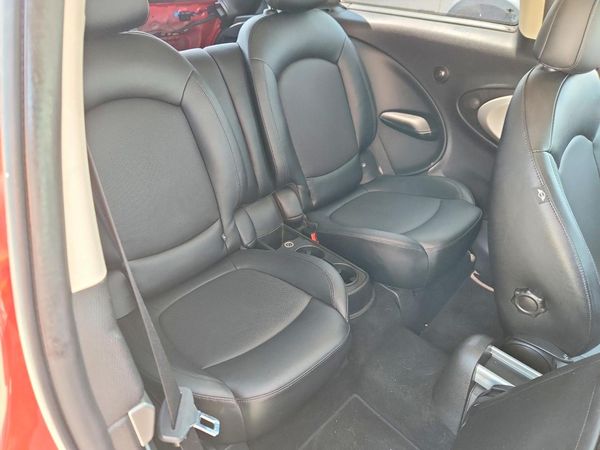 2015 MINI COOPER