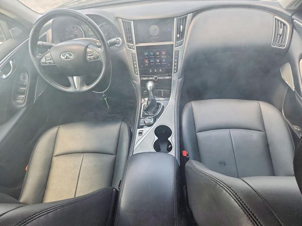 2017 INFINITI Q50