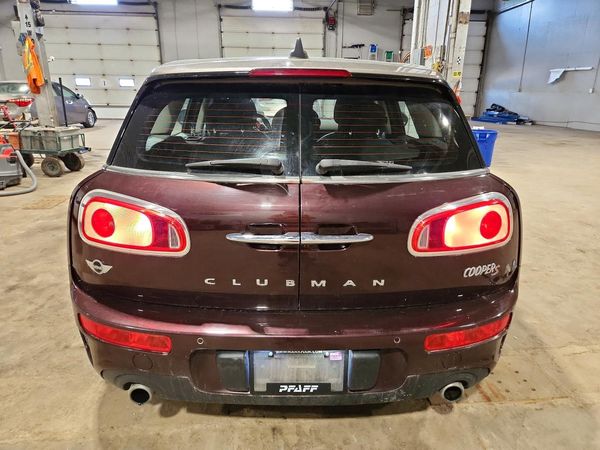 2017 MINI COOPER