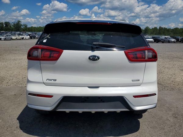 2017 KIA NIRO