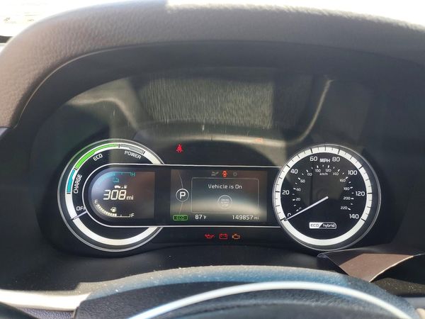 2017 KIA NIRO