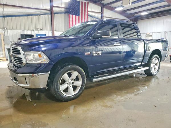 2014 RAM 1500 SLT CREW CAB 4X4