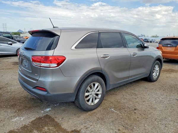 2018 KIA SORENTO L, LX